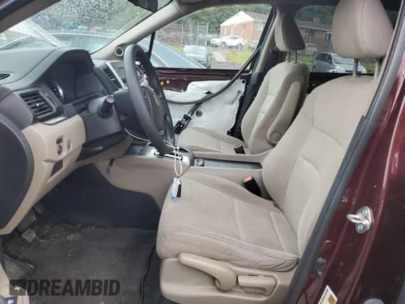 2016 Honda Pilot LX с VIN 5FNYF6H19GB109330, выставлен на аукционе Copart как лот 80454635 с пробегом 110 960 миль миль и Списание • Salvage title. История ставок и продаж доступна на DreamBid. Изображение 7.