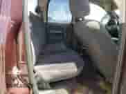 2004 Dodge 1500 SLT z VIN 1D7HU18N14S578315, wystawiony jako Copart lot #68137495 z przebiegiem 266 722 mil mil oraz Szkoda całkowita • Salvage title. Historia ofert i sprzedaży dostępna na DreamBid. Obrazek 10.