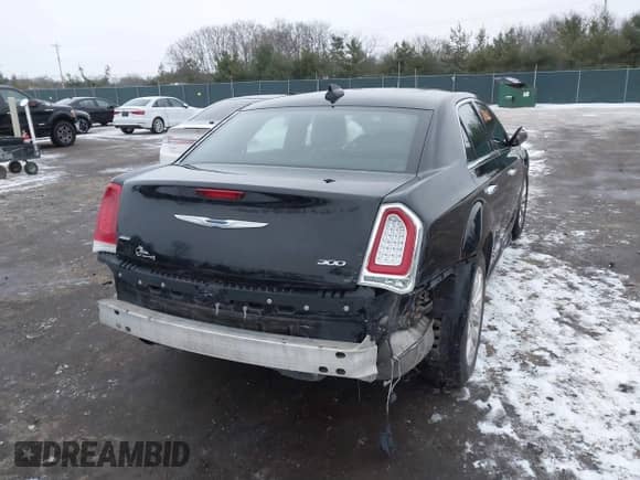 2017 Chrysler 300 C с VIN 2C3CCAKG6HH571573, выставлен на аукционе IAAI как лот 41246102 с пробегом 179 142 миль миль и . История ставок и продаж доступна на DreamBid. Изображение 4.