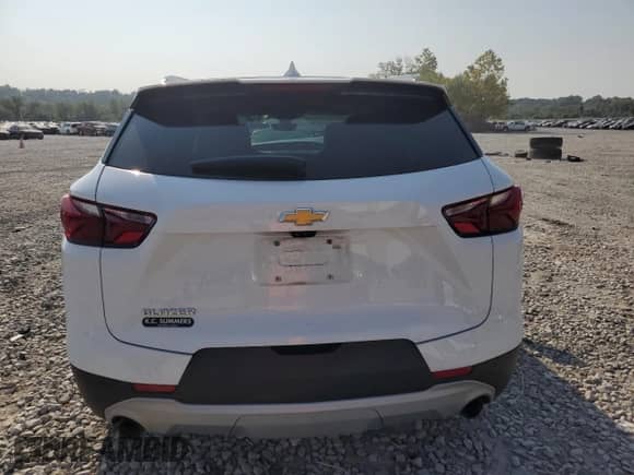 2020 Chevrolet Blazer LT с VIN 3GNKBDRS4LS631675, выставлен на аукционе Copart как лот 80297235 с пробегом 64 897 миль миль и Списание • Salvage title. История ставок и продаж доступна на DreamBid. Изображение 6.