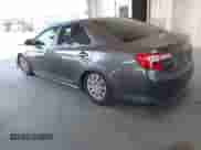 2013 Toyota Camry LE z VIN 4T1BD1FK7DU064283, wystawiony jako IAAI lot #42308435 z przebiegiem 183 355 mil mil oraz . Historia ofert i sprzedaży dostępna na DreamBid. Obrazek 3.