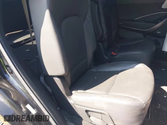 2018 Hyundai Santa Fe Limited Ultimate z VIN KM8SR4HF3JU266956, wystawiony jako IAAI lot #43174061 z przebiegiem 113 301 mil mil oraz . Historia ofert i sprzedaży dostępna na DreamBid. Obrazek 8.