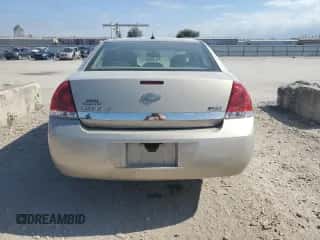 2010 Chevrolet Impala LT z VIN 2G1WB5EK0A1113408, wystawiony jako Copart lot #82386495 z przebiegiem 188 918 mil mil oraz Szkoda całkowita • Salvage title. Historia ofert i sprzedaży dostępna na DreamBid. Obrazek 6.