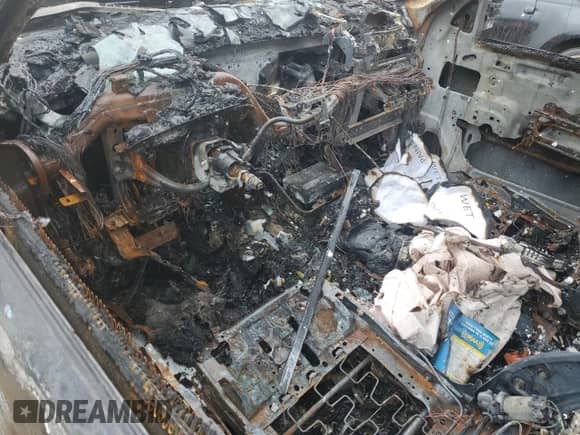 2010 Chevrolet Silverado 1500 LTZ with VIN 3GCRKTE37AG262293, listed as a Copart auction lot 84358625 with Not provided miles and Salvage title. Bid and sale history available at DreamBid. Image 8.