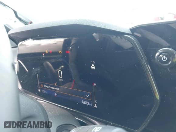 2025 Chevrolet TrailBlazer LT with VIN KL79MPSL5SB054832, listed as a IAAI auction lot 42139763 with 6,613 mi miles and . Bid and sale history available at DreamBid. Image 7.