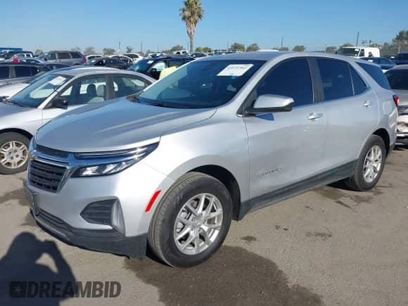 2022 Chevrolet Equinox LT с VIN 2GNAXTEV9N6141578, выставлен на аукционе IAAI как лот 43121361 с пробегом 151 784 миль миль и . История ставок и продаж доступна на DreamBid. Изображение 2.
