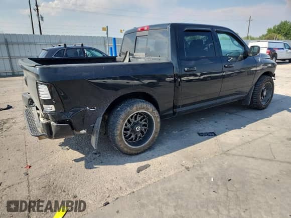 2013 Ram 1500 Sport z VIN 1C6RR7MT5DS535580, wystawiony jako Copart lot #71500115 z przebiegiem 169 575 mil mil oraz Szkoda całkowita • Salvage title. Historia ofert i sprzedaży dostępna na DreamBid. Obrazek 3.