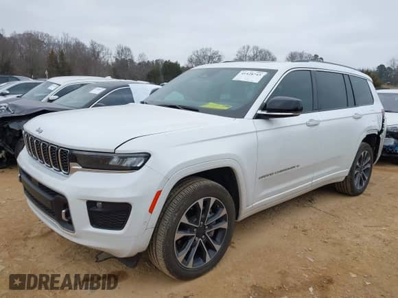 2023 Jeep Grand Cherokee Overland z VIN 1C4RJKDT9P8107466, wystawiony jako IAAI lot #41428743 z przebiegiem 34 317 mil mil oraz . Historia ofert i sprzedaży dostępna na DreamBid. Obrazek 2.