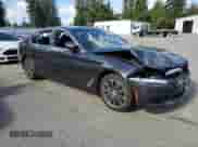 2019 BMW 5 Series 530e xDrive z VIN WBAJB1C55KB375835, wystawiony jako Copart lot #82312485 z przebiegiem Nie podano mil oraz Szkoda całkowita • Salvage title. Historia ofert i sprzedaży dostępna na DreamBid. Obrazek 4.