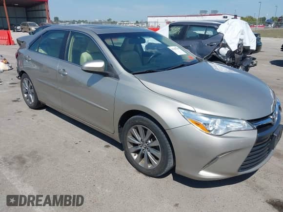 2017 Toyota Camry SE with VIN 4T1BF1FK3HU683981, listed as a IAAI auction lot 43105349 with 82,423 mi miles and . Bid and sale history available at DreamBid. Image 1.