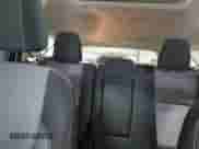 2017 Ford Escape SE z VIN 1FMCU9GD3HUC23096, wystawiony jako Copart lot #87395305 z przebiegiem 131 813 mil mil oraz Czysty tytuł • Clean title. Historia ofert i sprzedaży dostępna na DreamBid. Obrazek 10.