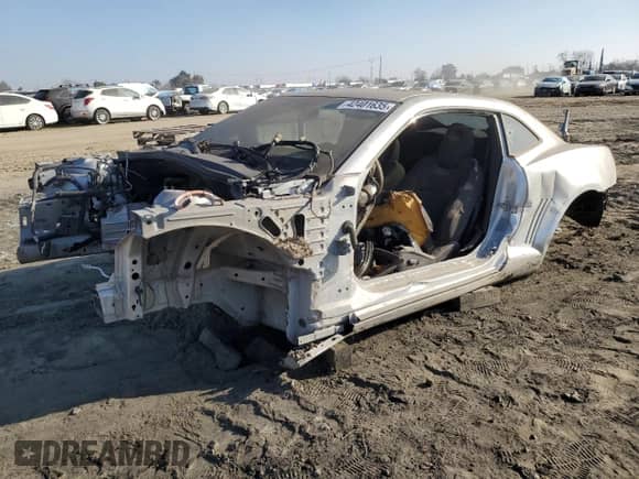 2013 Chevrolet Camaro SS с VIN 2G1FS1EW5D9177557, выставлен на аукционе Copart как лот 42401635 с пробегом Не указан миль и На запчасти • Non repairable. История ставок и продаж доступна на DreamBid. Изображение 1.
