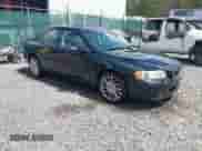 2008 Volvo S60 2.5T с VIN YV1RH592382686756, выставлен на аукционе IAAI как лот 42129235 с пробегом 165 704 миль миль и . История ставок и продаж доступна на DreamBid. Изображение 1.
