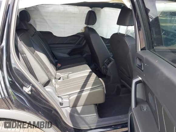 2024 Volkswagen Tiguan SE R-Line Black с VIN 3VVCB7AX9RM199007, выставлен на аукционе IAAI как лот 42670002 с пробегом 11 298 миль миль и . История ставок и продаж доступна на DreamBid. Изображение 8.