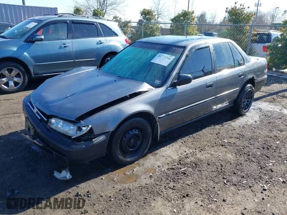 1992 Honda Accord с VIN 1HGCB7544NA131933, выставлен на аукционе IAAI как лот 41771206 с пробегом 169 813 миль миль и . История ставок и продаж доступна на DreamBid. Изображение 2.