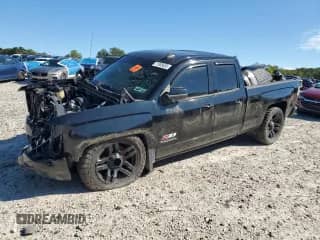 2017 Chevrolet Silverado 1500 LT z VIN 1GCVKREC0HZ116832, wystawiony jako Copart lot #71005655 z przebiegiem 61 547 mil mil oraz Czysty tytuł • Clean title. Historia ofert i sprzedaży dostępna na DreamBid. Obrazek 1.