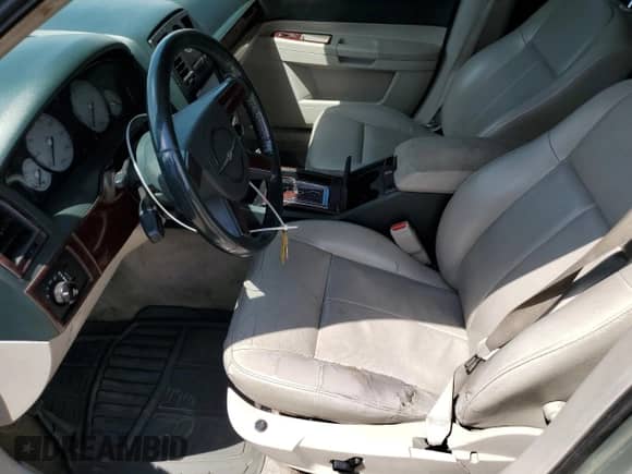 2006 Chrysler 300 Touring with VIN 2C3KA53G06H159802, listed as a Copart auction lot 60792655 with 185,731 mi miles and Salvage title. Bid and sale history available at DreamBid. Image 7.