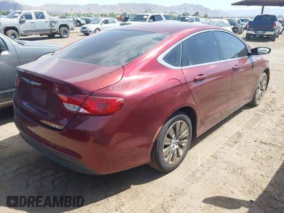 2015 Chrysler 200 LX with VIN 1C3CCCFB4FN569514, listed as a IAAI auction lot 42649947 with 121,092 mi miles and . Bid and sale history available at DreamBid. Image 4.