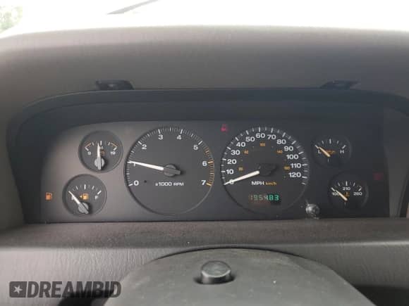 2004 Jeep Grand Cherokee Laredo with VIN 1J4GX48S04C301566, listed as a Copart auction lot 86159575 with 195,483 mi miles and Salvage title. Bid and sale history available at DreamBid. Image 9.