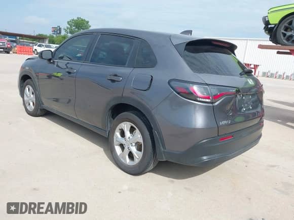 2024 Honda HR-V LX с VIN 3CZRZ1H33RM739725, выставлен на аукционе IAAI как лот 42440597 с пробегом 16 323 миль миль и . История ставок и продаж доступна на DreamBid. Изображение 3.