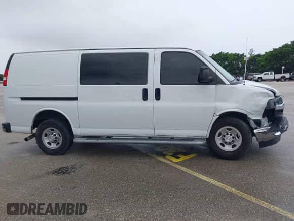 2021 Chevrolet Express Cargo с VIN 1GCWGAFP2M1204749, выставлен на аукционе IAAI как лот 42672844 с пробегом 57 795 миль миль и . История ставок и продаж доступна на DreamBid. Изображение 13.