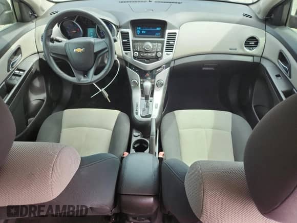 2011 Chevrolet Cruze LS with VIN 1G1PC5SH2B7114557, listed as a Copart auction lot 84826595 with 140,341 mi miles and Salvage title. Bid and sale history available at DreamBid. Image 8.