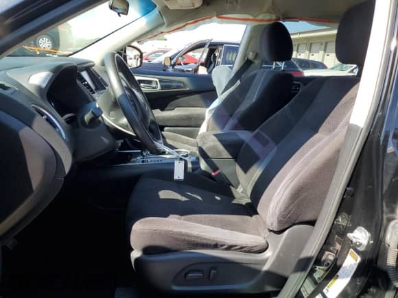 2014 Nissan Pathfinder SV with VIN 5N1AR2MM2EC732263, listed as a Copart auction lot 70522765 with 90,584 mi miles and Salvage title. Bid and sale history available at DreamBid. Image 7.