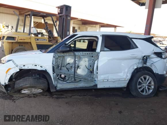 2021 Chevrolet TrailBlazer LS с VIN KL79MNSL3MB049197, выставлен на аукционе IAAI как лот 42815494 с пробегом 112 515 миль миль и . История ставок и продаж доступна на DreamBid. Изображение 14.