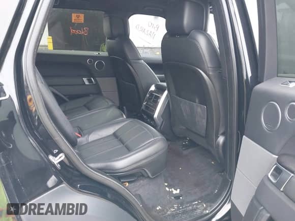 2020 Land Rover Range Rover Sport SE z VIN SALWG2SU5LA741348, wystawiony jako IAAI lot #39484742 z przebiegiem 57 216 mil mil oraz . Historia ofert i sprzedaży dostępna na DreamBid. Obrazek 8.