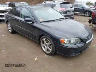 2006 Volvo S60 2.5L Turbo R с VIN YV1RH527762506729, выставлен на аукционе IAAI как лот 41653347 с пробегом 196 901 миль миль и . История ставок и продаж доступна на DreamBid. Изображение 1.