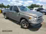 2013 Ram 1500 Tradesman z VIN 1C6RR6FT0DS679562, wystawiony jako Copart lot #60803745 z przebiegiem 193 659 mil mil oraz Szkoda całkowita • Salvage title. Historia ofert i sprzedaży dostępna na DreamBid. Obrazek 4.