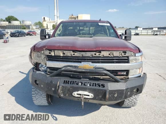 2015 Chevrolet Silverado 2500HD LTZ with VIN 1GC1KWE89FF127254, listed as a Copart auction lot 84962145 with 404,342 mi miles and Salvage title. Bid and sale history available at DreamBid. Image 5.