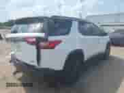 2020 Chevrolet Traverse RS z VIN 1GNERJKW1LJ216870, wystawiony jako IAAI lot #42927420 z przebiegiem 83 893 mil mil oraz . Historia ofert i sprzedaży dostępna na DreamBid. Obrazek 4.