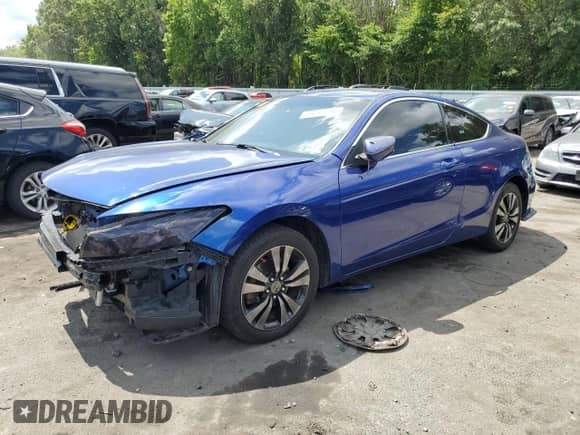 2009 Honda Accord EX with VIN 1HGCS12789A019198, listed as a Copart auction lot 68243285 with 125,536 mi miles and Salvage title. Bid and sale history available at DreamBid. Image 1.