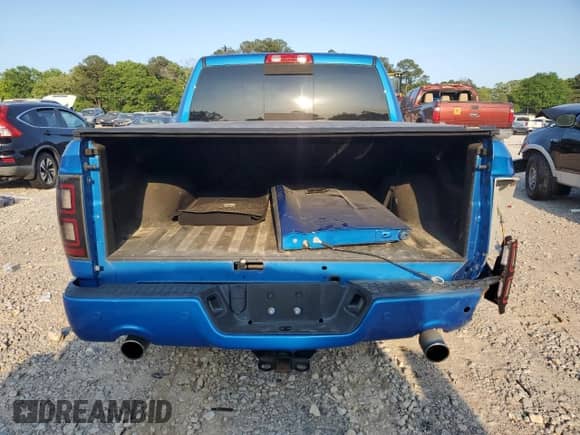 2018 Ram 1500 Sport z VIN 1C6RR6MT8JS177509, wystawiony jako Copart lot #52607455 z przebiegiem 110 203 mil mil oraz Szkoda całkowita • Salvage title. Historia ofert i sprzedaży dostępna na DreamBid. Obrazek 6.