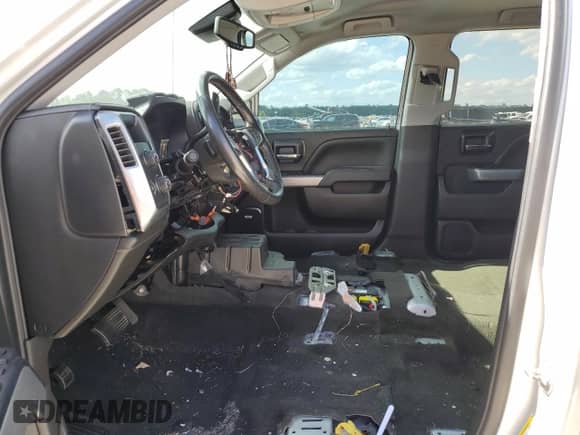 2018 Chevrolet Silverado 1500 LTZ z VIN 3GCUKSECXJG285779, wystawiony jako Copart lot #56300025 z przebiegiem 102 316 mil mil oraz Szkoda całkowita • Salvage title. Historia ofert i sprzedaży dostępna na DreamBid. Obrazek 7.