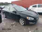 2016 Volvo S60 T5 Drive-E Premier z VIN YV126MFK4G2413197, wystawiony jako IAAI lot #42628347 z przebiegiem 98 174 mil mil oraz . Historia ofert i sprzedaży dostępna na DreamBid. Obrazek 1.