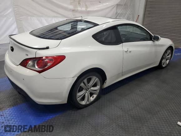 2010 Hyundai Genesis Coupe Grand Touring с VIN KMHHU6KH0AU010630, выставлен на аукционе Copart как лот 60736055 с пробегом 126 770 миль миль и Чистый • Clean title. История ставок и продаж доступна на DreamBid. Изображение 3.