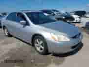 2004 Honda Accord EX с VIN JHMCM55644C023988, выставлен на аукционе IAAI как лот 42529274 с пробегом 304 749 миль миль и . История ставок и продаж доступна на DreamBid. Изображение 1.