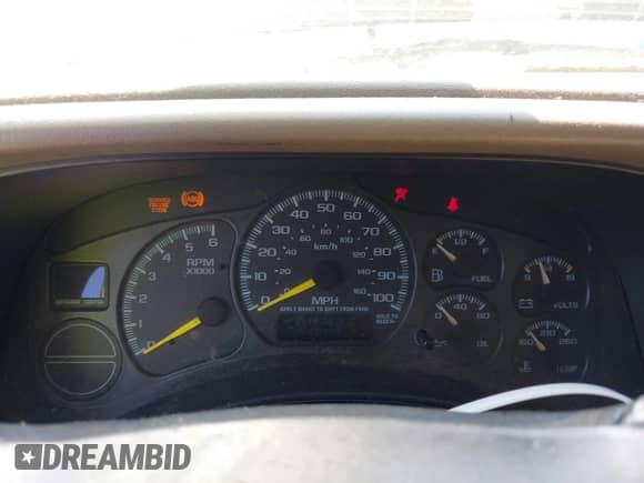 2001 Chevrolet Suburban LS with VIN 3GNFK16T11G106585, listed as a IAAI auction lot 42637848 with 213,155 mi miles and . Bid and sale history available at DreamBid. Image 7.