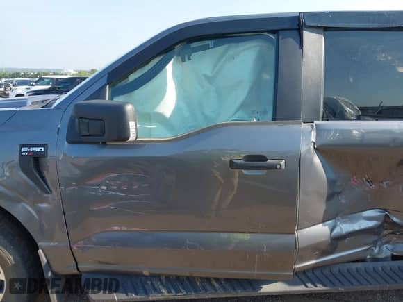 2021 Ford F-150 XL с VIN 1FTEW1EP5MFB82152, выставлен на аукционе IAAI как лот 42877085 с пробегом 119 999 миль миль и . История ставок и продаж доступна на DreamBid. Изображение 19.