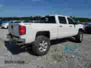 2015 Chevrolet Silverado 2500HD Work Truck z VIN 1GC1KUEG7FF663731, wystawiony jako Copart lot #57123715 z przebiegiem 167 082 mil mil oraz Szkoda całkowita • Salvage title. Historia ofert i sprzedaży dostępna na DreamBid. Obrazek 3.
