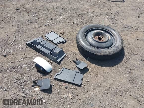 2015 Nissan Pathfinder SL with VIN 5N1AR2MN7FC702749, listed as a IAAI auction lot 42743782 with 102,262 mi miles and . Bid and sale history available at DreamBid. Image 12.