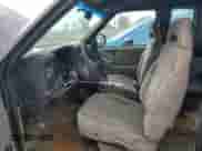1997 Chevrolet S-10 LS с VIN 1GCCS19X9V8186904, выставлен на аукционе Copart как лот 50909605 с пробегом 318 377 миль миль и Чистый • Clean title. История ставок и продаж доступна на DreamBid. Изображение 7.