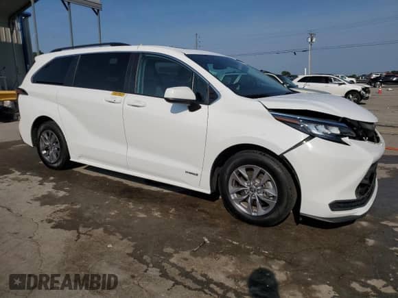 2021 Toyota Sienna LE with VIN 5TDBSKFC2MS020883, listed as a Copart auction lot 59347355 with 203,942 mi miles and Salvage title. Bid and sale history available at DreamBid. Image 4.
