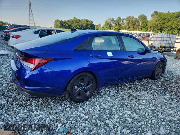 2021 Hyundai Elantra SEL с VIN KMHLM4AG7MU129352, выставлен на аукционе Copart как лот 64328765 с пробегом Не указан миль и Списание • Salvage title. История ставок и продаж доступна на DreamBid. Изображение 3.