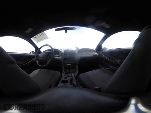 2004 Ford Mustang Standard с VIN 1FAFP404X4F100535, выставлен на аукционе IAAI как лот 42457701 с пробегом 114 589 миль миль и . История ставок и продаж доступна на DreamBid. Изображение 17.