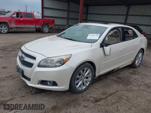 2013 Chevrolet Malibu LT with VIN 1G11E5SA2DF127367, listed as a IAAI auction lot 43262799 with 155,956 mi miles and . Bid and sale history available at DreamBid. Image 17.