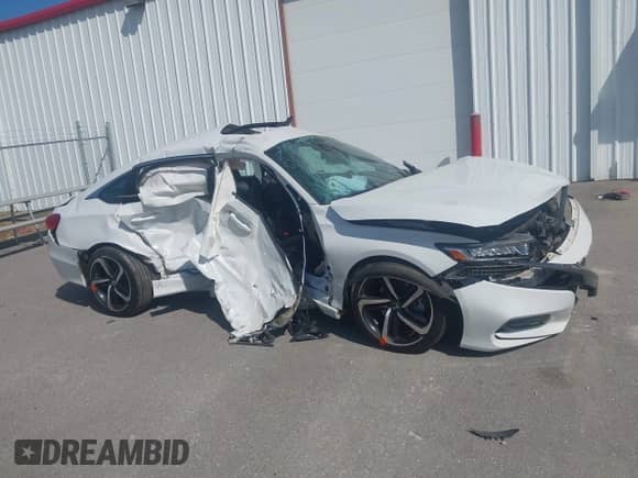 2019 Honda Accord Sport z VIN 1HGCV2F39KA034657, wystawiony jako IAAI lot #43300418 z przebiegiem 54 467 mil mil oraz . Historia ofert i sprzedaży dostępna na DreamBid. Obrazek 14.