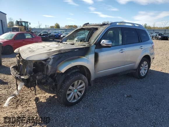2012 Subaru Forester X Touring z VIN JF2SHAGCXCH416653, wystawiony jako Copart lot #86635635 z przebiegiem Nie podano mil oraz Szkoda całkowita • Salvage title. Historia ofert i sprzedaży dostępna na DreamBid. Obrazek 1.
